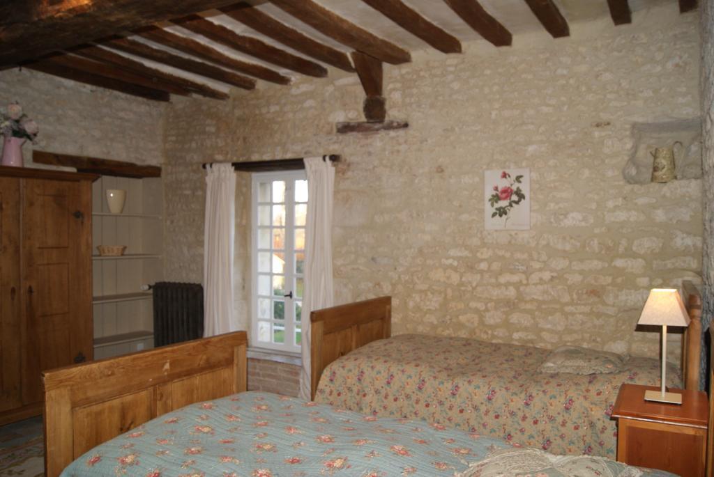Manoir De La Pataudiere B&B Villers-Canivet Værelse billede