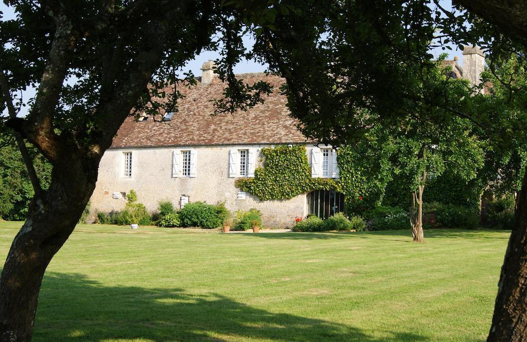 Manoir De La Pataudiere B&B Villers-Canivet Eksteriør billede